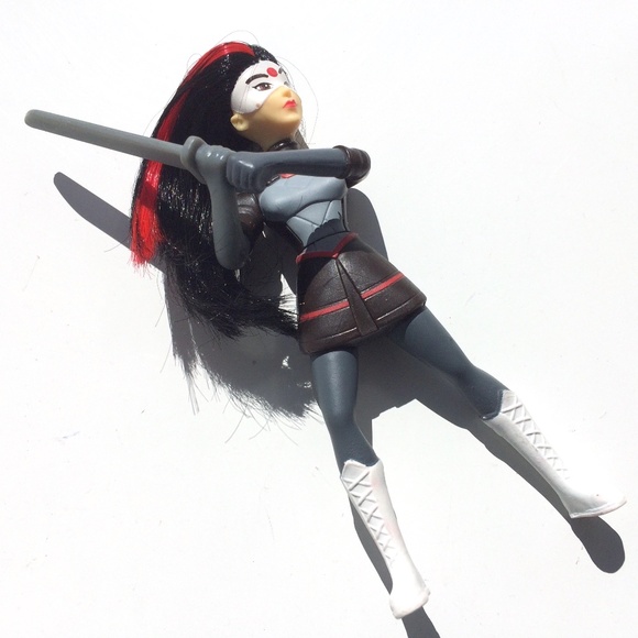 🦋 DC Super Hero Girls Katana and Bumblebee Figures McDonalds Happy Meal Toys - Picture 6 of 10